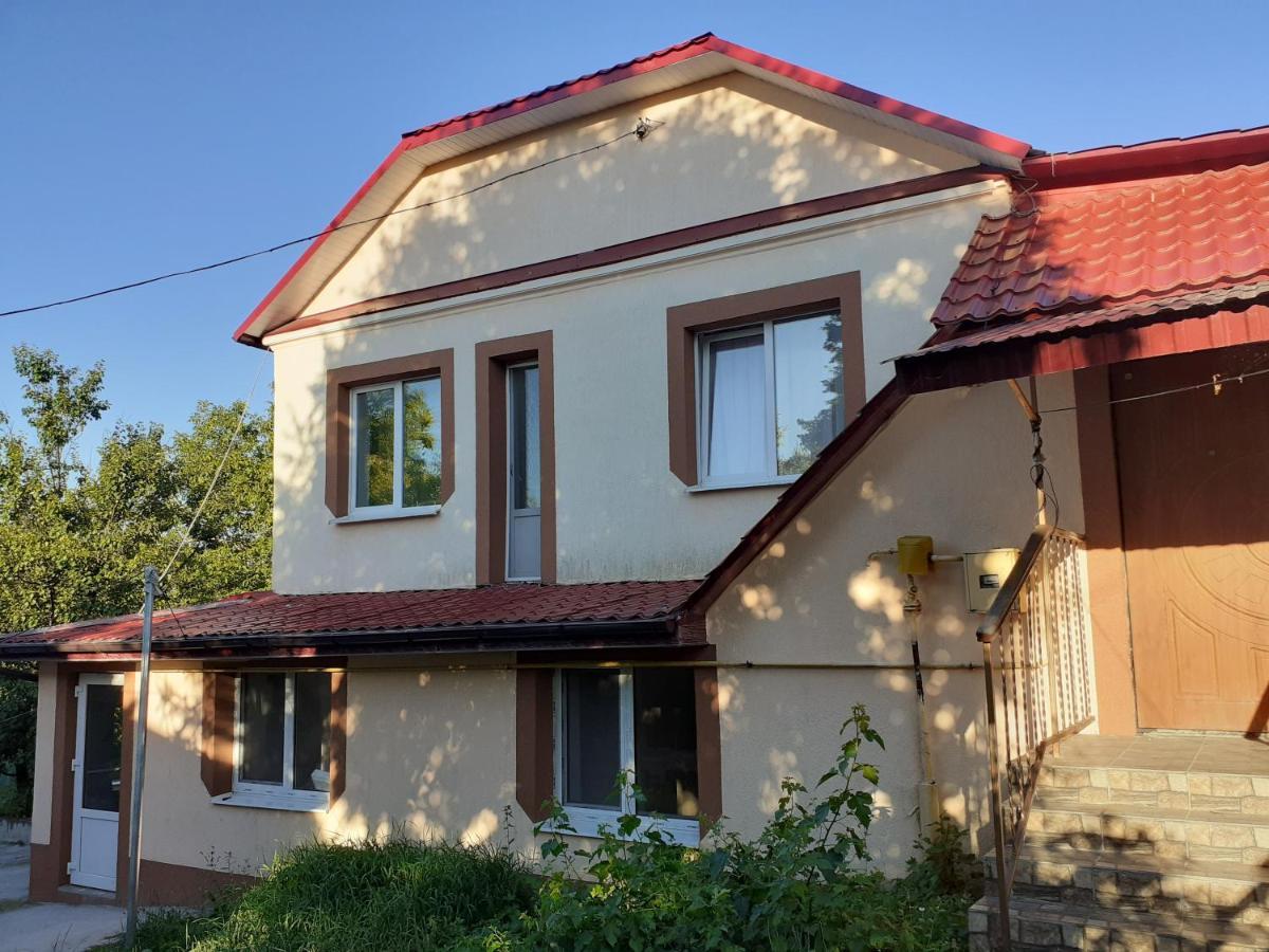 Татьянин Двор Otel Kamyanets-Podilski Dış mekan fotoğraf